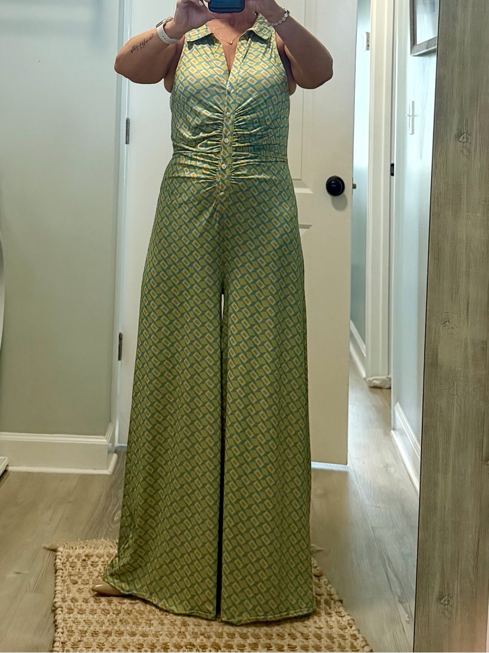 vestique Green Geometric Ruched Wide-Leg Jumpsuit